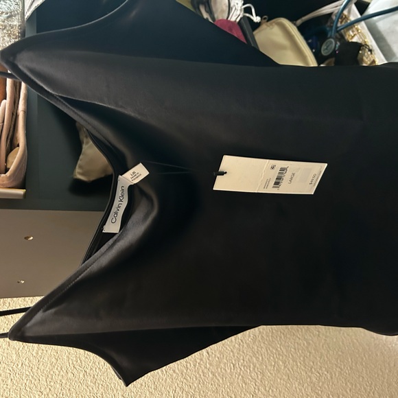 Brand new  Calvin Klein silky black top with tags - Picture 1 of 3